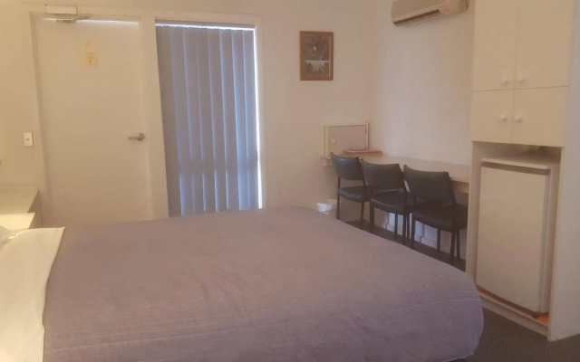 Clunes Motel