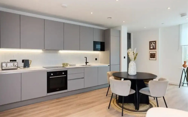 The Tottenham Hideaway - Alluring 1bdr Flat With Balcony
