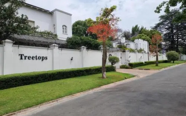 Mont d'Or Sandton Villas