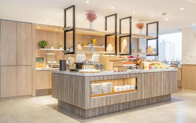 Hanting Premium Hotel Beijing Guomao Jinsong Metro Station
