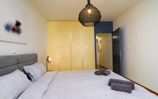 A Diamont of 140 m2 Apt