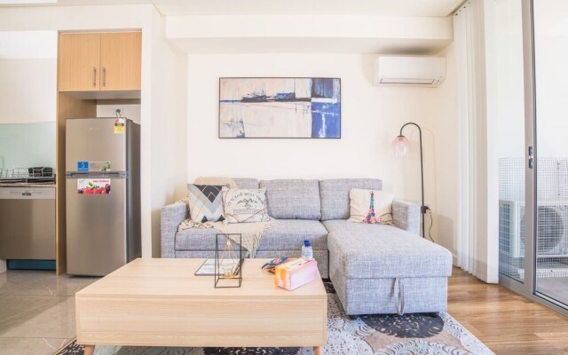 Perfect Accessible 1bed1bath Wolli Creek APT