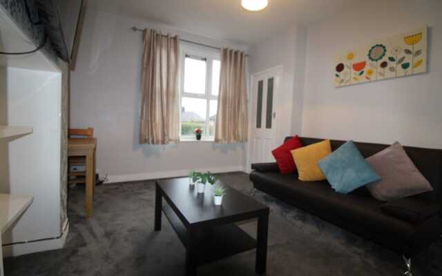 Algar House