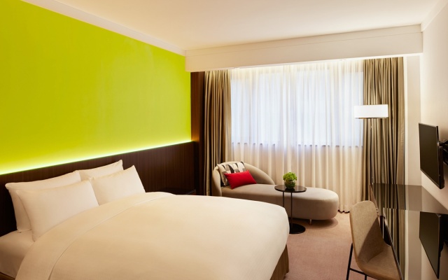 Prince, Marco Polo Hotel
