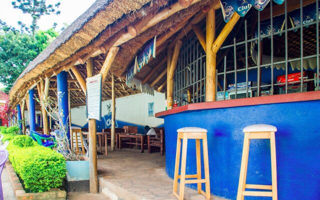 Crown Hotel Hoima