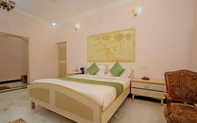 OYO Green Villa