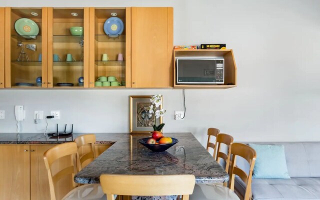 3 Bedroom Hilltop Home With Spectacular Views