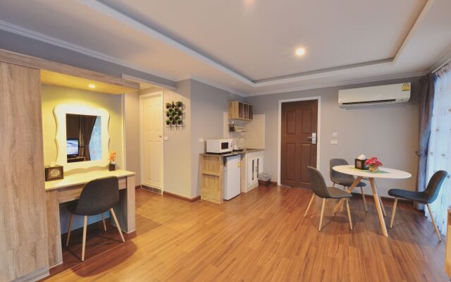 The Tamnan Pattaya Hotel & Resort