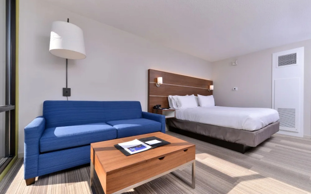 Holiday Inn Express Hotel & Suites Springfield