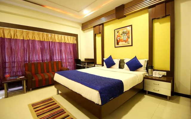 OYO 900 Marshall The Grand Hotel