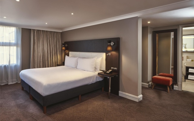DoubleTree by Hilton London - Ealing Hotel