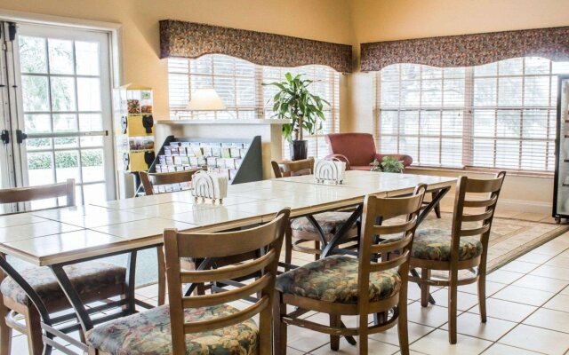 Rodeway Inn & Suites Haines City - Winter Haven