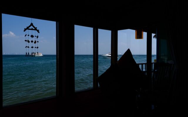 Lareena Resort Koh Larn Pattaya