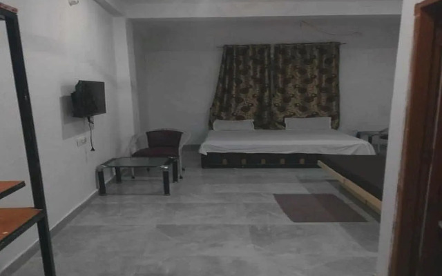 OYO Flagship 702723 The Grand Cosmos