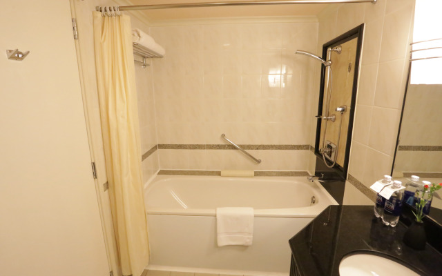 Lotte Hotel Saigon