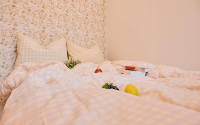 Wave Family Suite #4