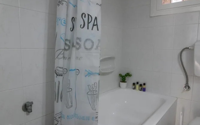 Aias Luxury Apartments