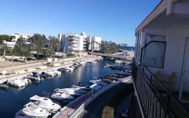 200 meters to Arenal Beach. 3 Bedroom Javea