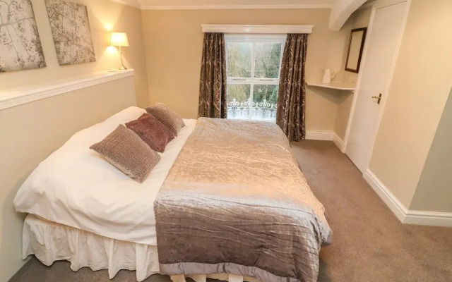 Whitefriars Lodge