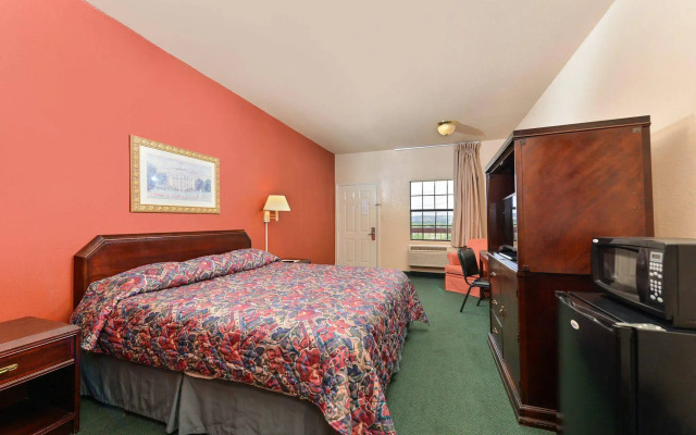 Econo Lodge Junction