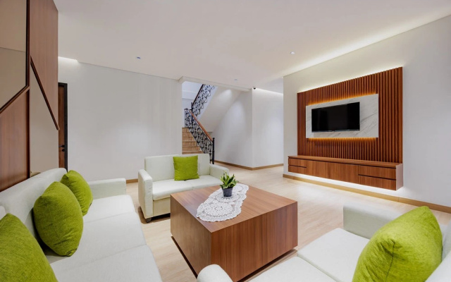 Urbanview Hotel Yampi TB Simatupang – Guest Rooms – Jakarta