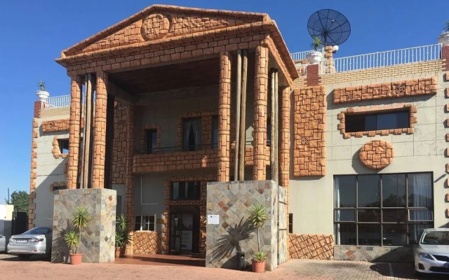 Tassili Lodge