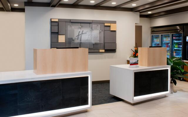 Holiday Inn Express Nashville Airport by IHG