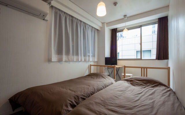 Beehive Hostel Osaka