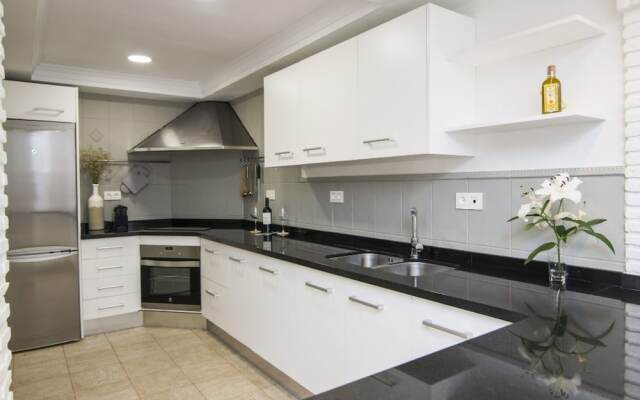 Sand Dunes Waterfront Retreat