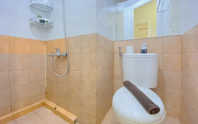 Good And Homey 2Br At Green Pramuka City Apartment