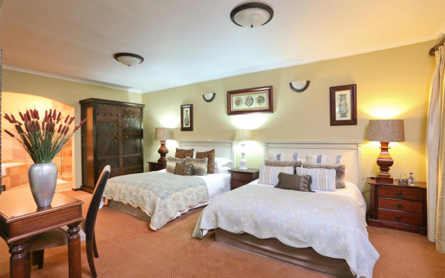 Shangri-La Manor - Adults Only