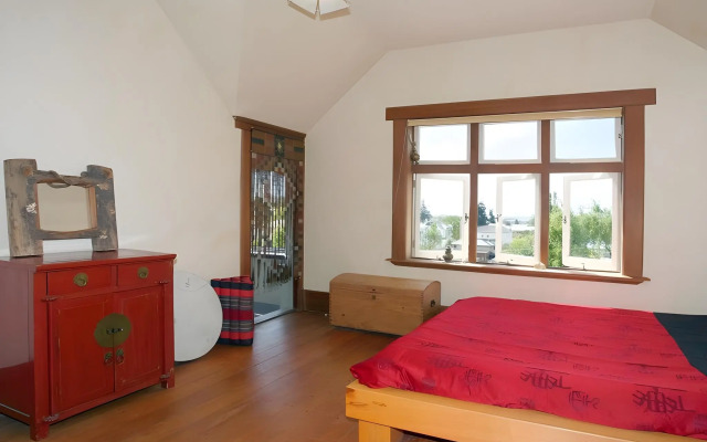 Joya Garden & Villa Studios