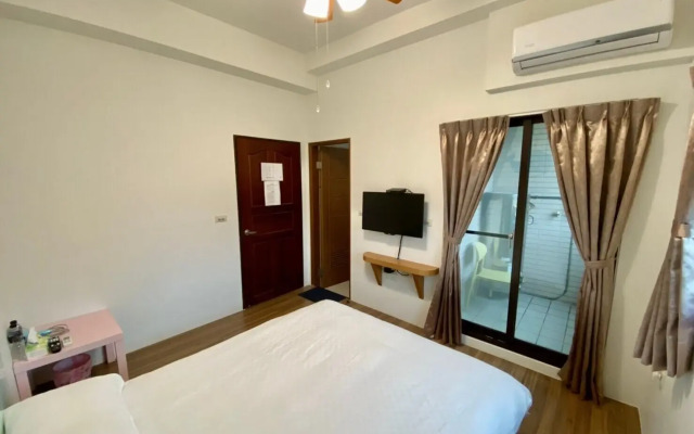 Sunny Bed and Breakfast