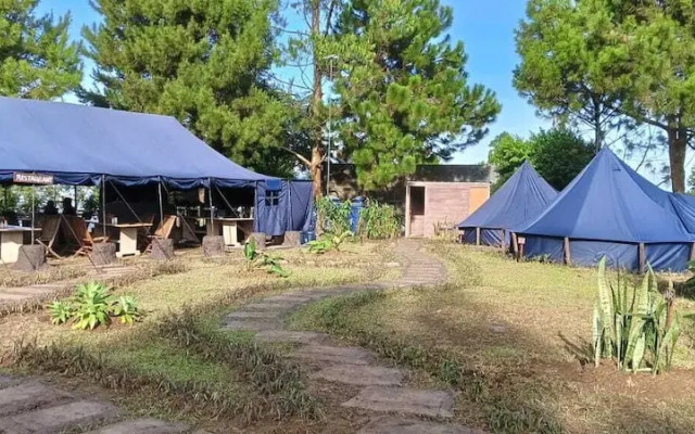 Snow Princess Mountain Glamping Resort at Clubbali, Lembang