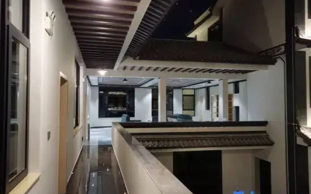 Heqing Shuixiang Chinese Inn