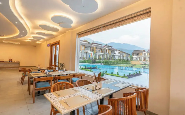 Evara Spa & Resort