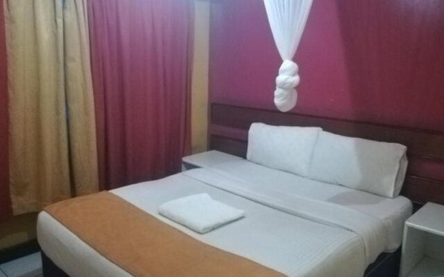 Diamond Hotel