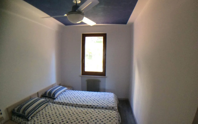 Large Apartment With Garden 100 Meters From The Lake