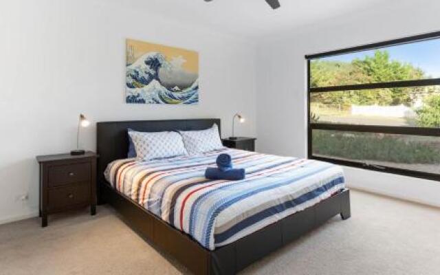Great Ness Beachhouse - WiFi - Pet-Friendly
