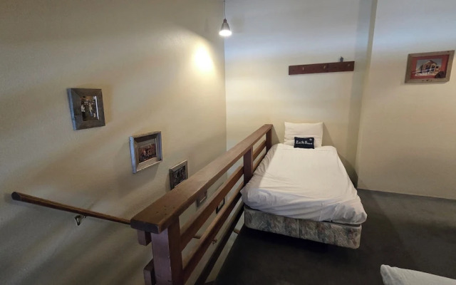 Eagle Summit Collection