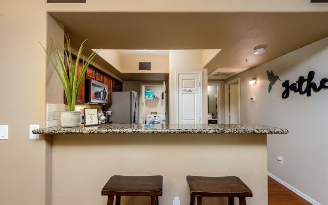 Villa Acacia 2 Bedroom Condo by RedAwning