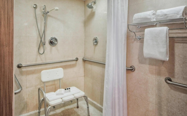 Sheraton Philadelphia University City Hotel