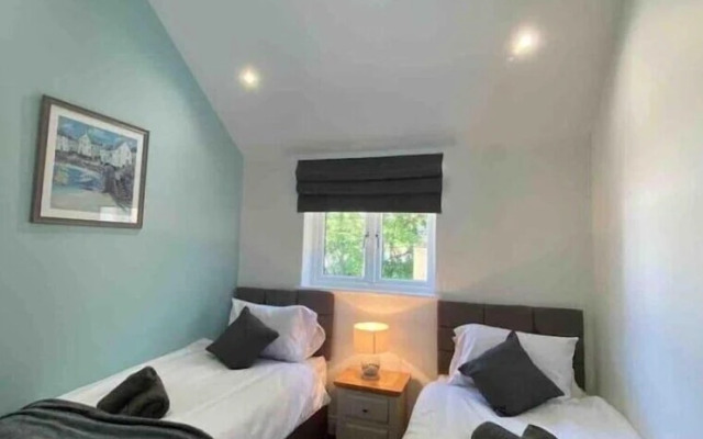 Oak Cottage