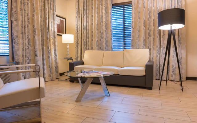 Tradewinds Apartment Hotel