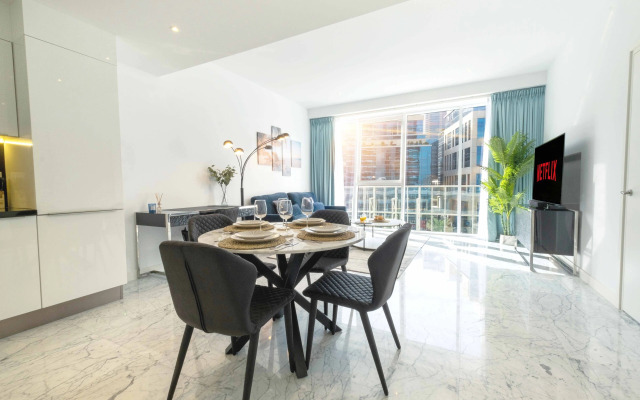 lux the pad executive suite burj khalifa view