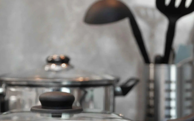 Санди на улице  Корабельная