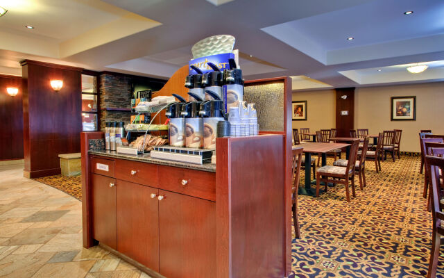Holiday Inn Express Hotel & Suites WHITECOURT by IHG
