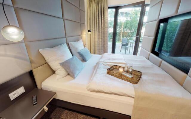 White Pearl Apartment 0.15