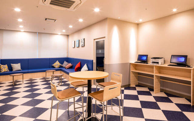 Quality Inn & Suites near Downtown Mesa