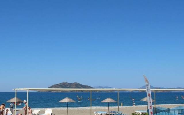 Villa SH03 by JoyLettings